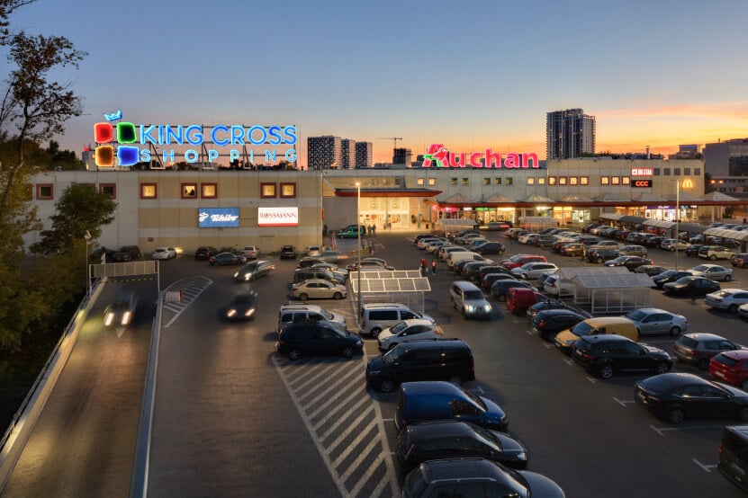 Oferty pracy w centrum handlowym King Cross Praga